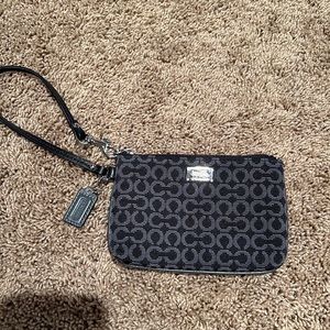 Like new perfect condition Coach wristlet
